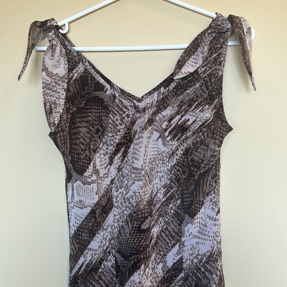 Vintage Brown Animal Print Dress with Vneck and shoulder Bows - Picture 3 of 6